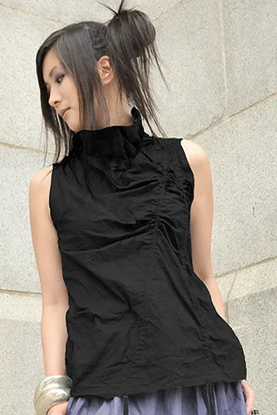 Akiko Top in Black Carnaby