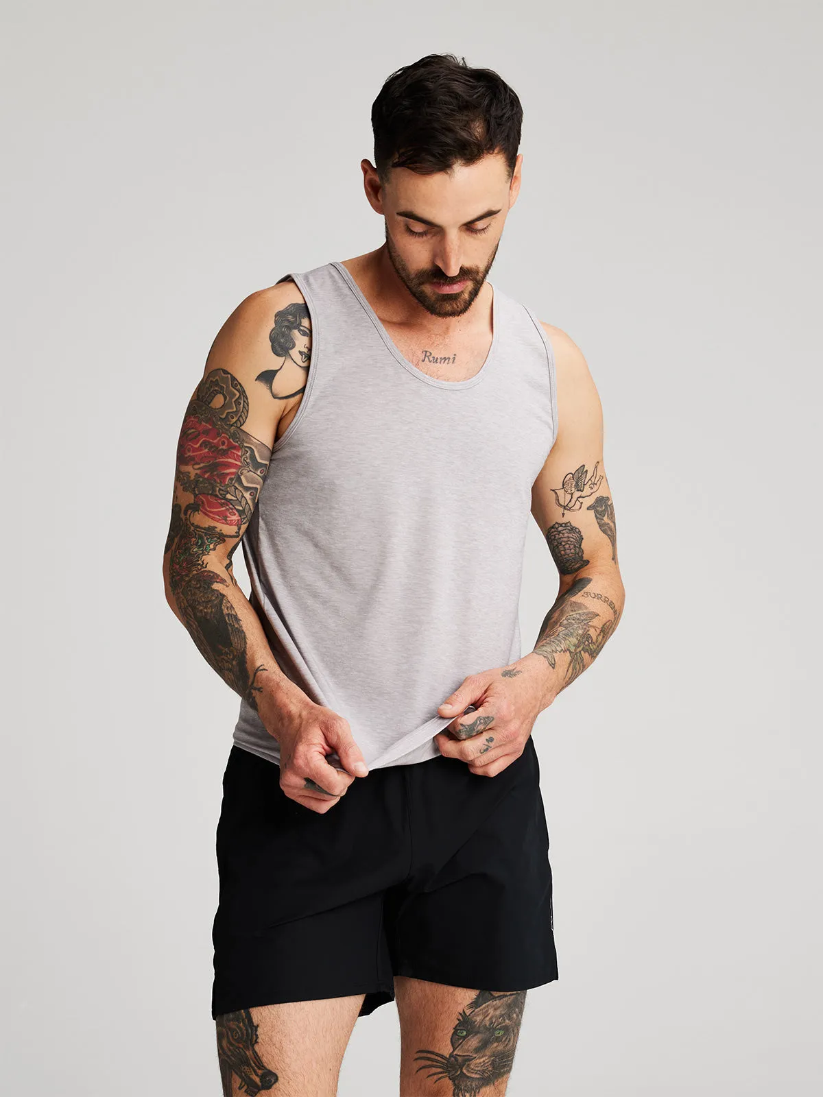 Basis Tank