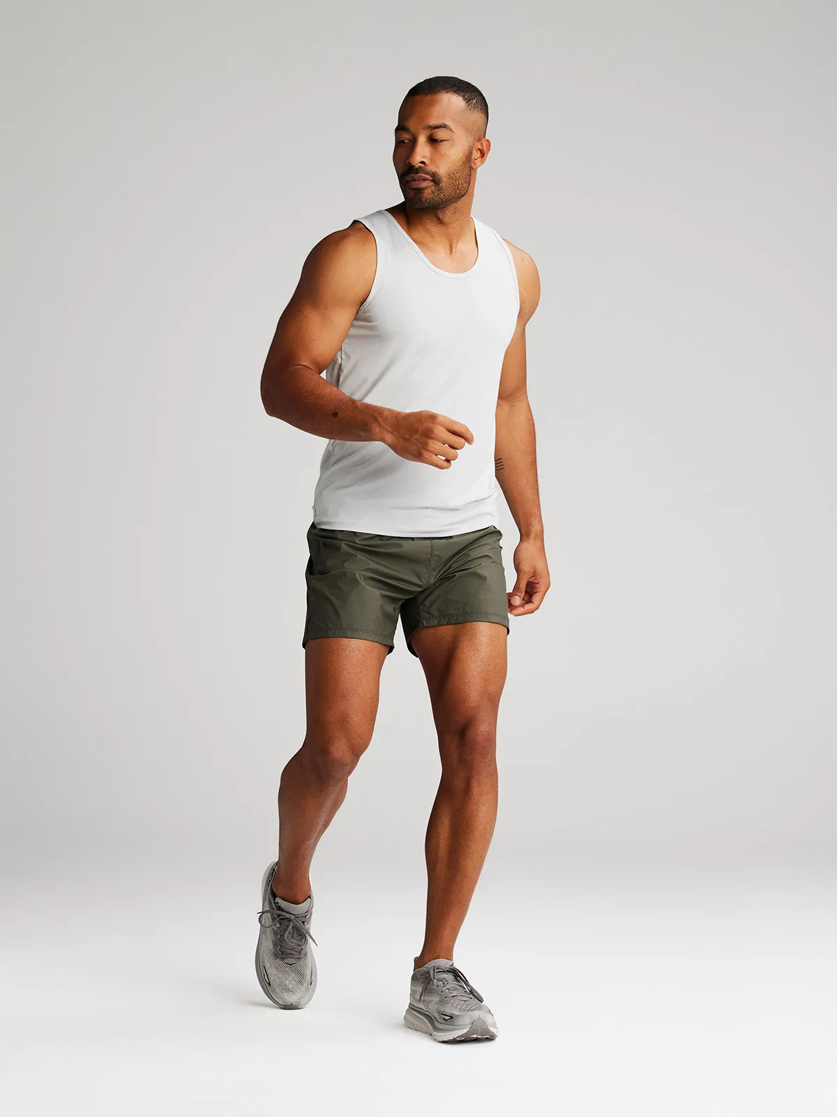 Basis Tank
