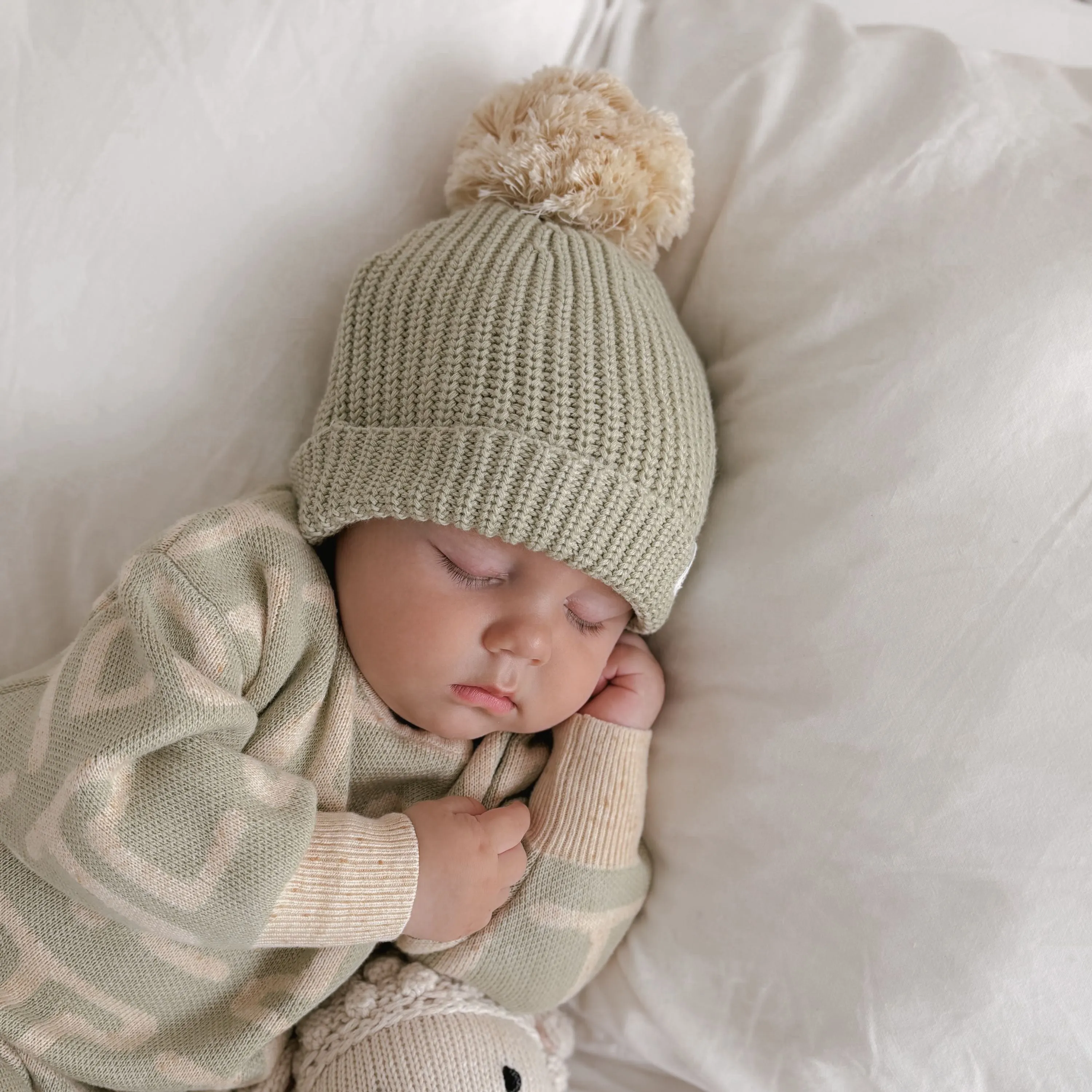 BEANIE | TALLOW