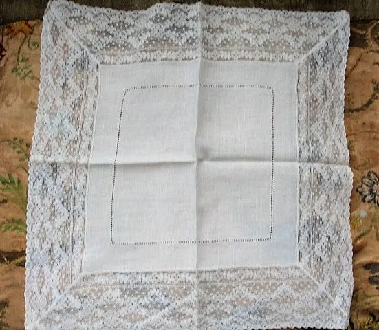 Beautiful Vintage BRIDAL WEDDING Handkerchief Irish Linen WIDE French Lace Hankie Special Bridal Hanky High Quality