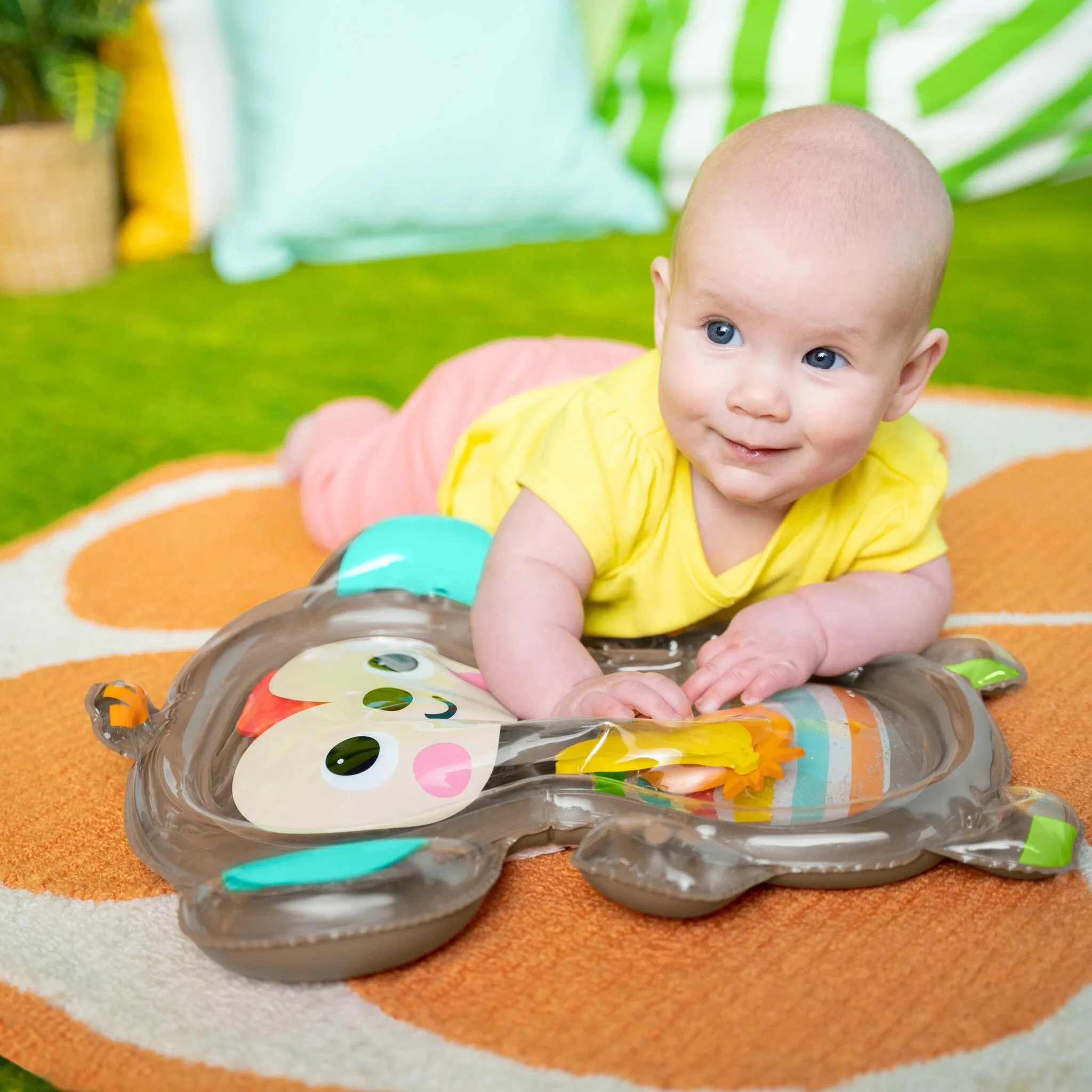 Bright Starts - Hungry Monkey™ Tummy Time Water Mat