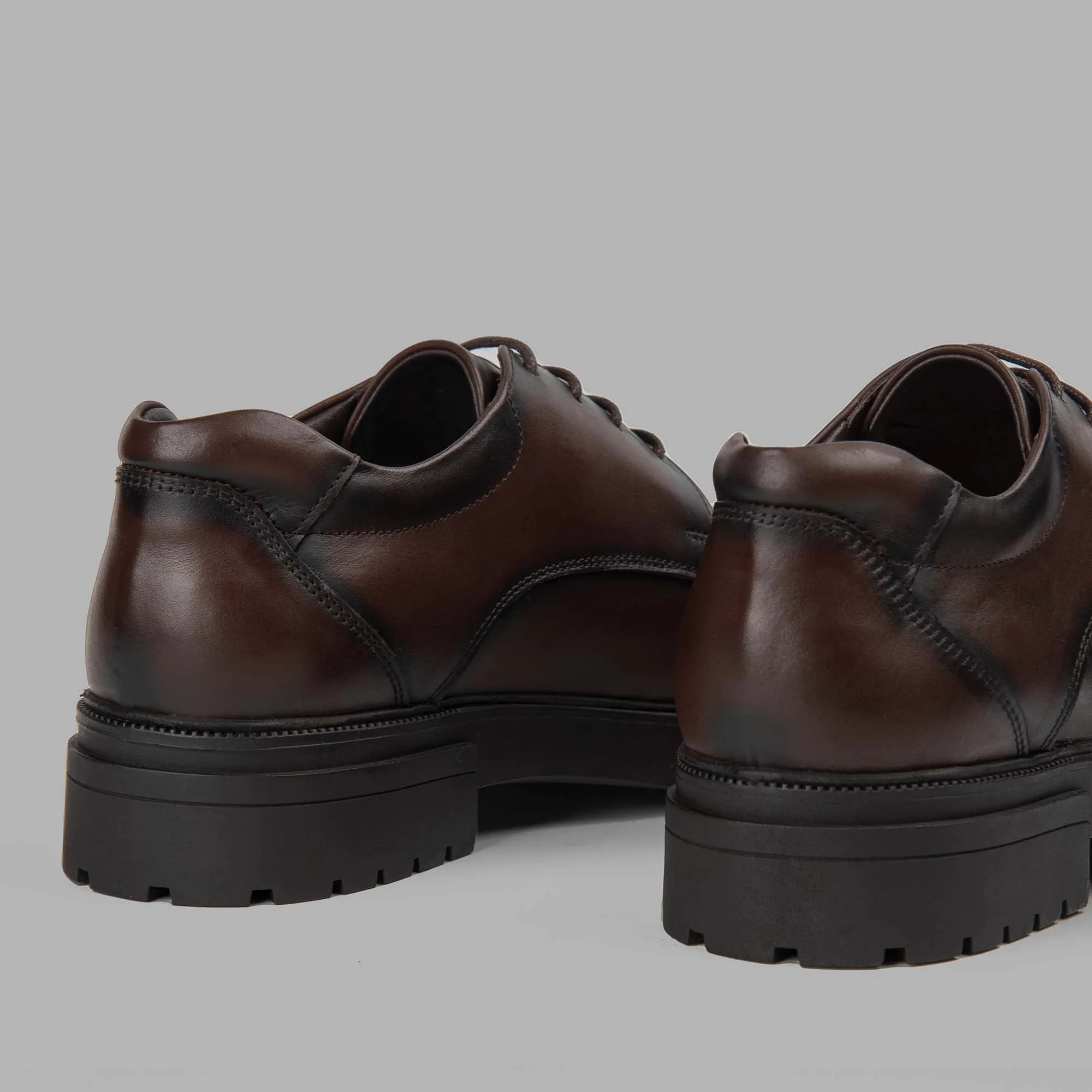 ‏BRIO Genuine Leather Moc Toe Derbys – Brown