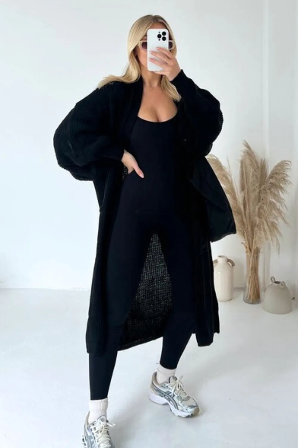 Daisy black long knit cardigan
