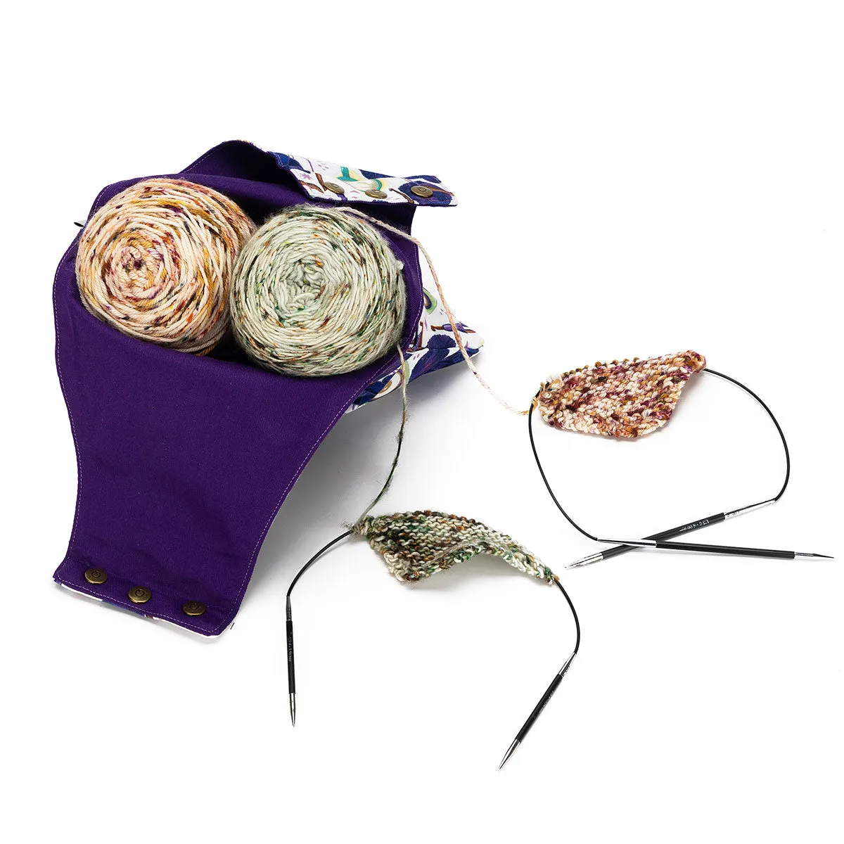 della Q Nora Wrist Bag - 1300-1 - Fabric Print Collection - Coffee and Yarn Purple