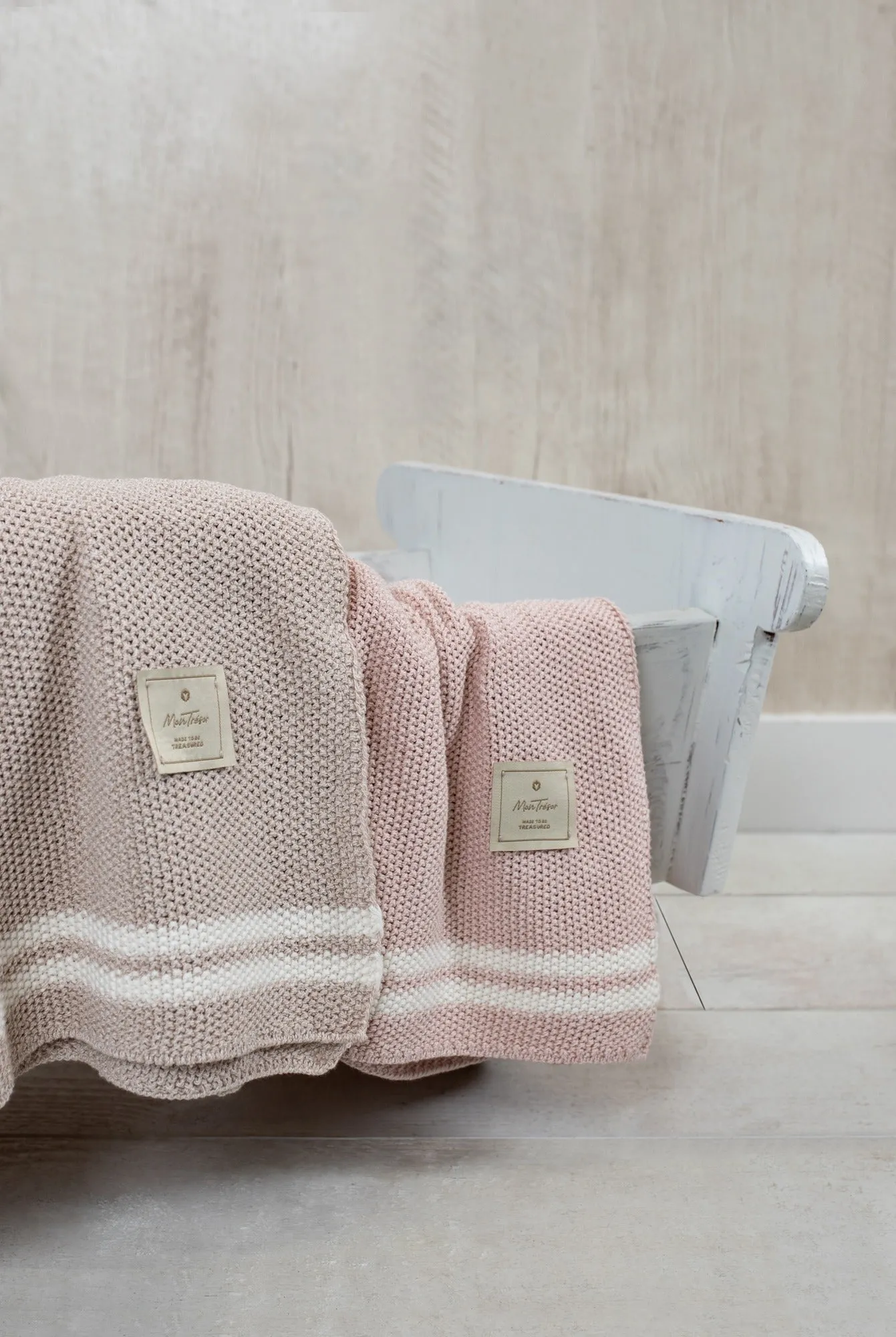 Duo Stripe Chunky-Knit Blanket