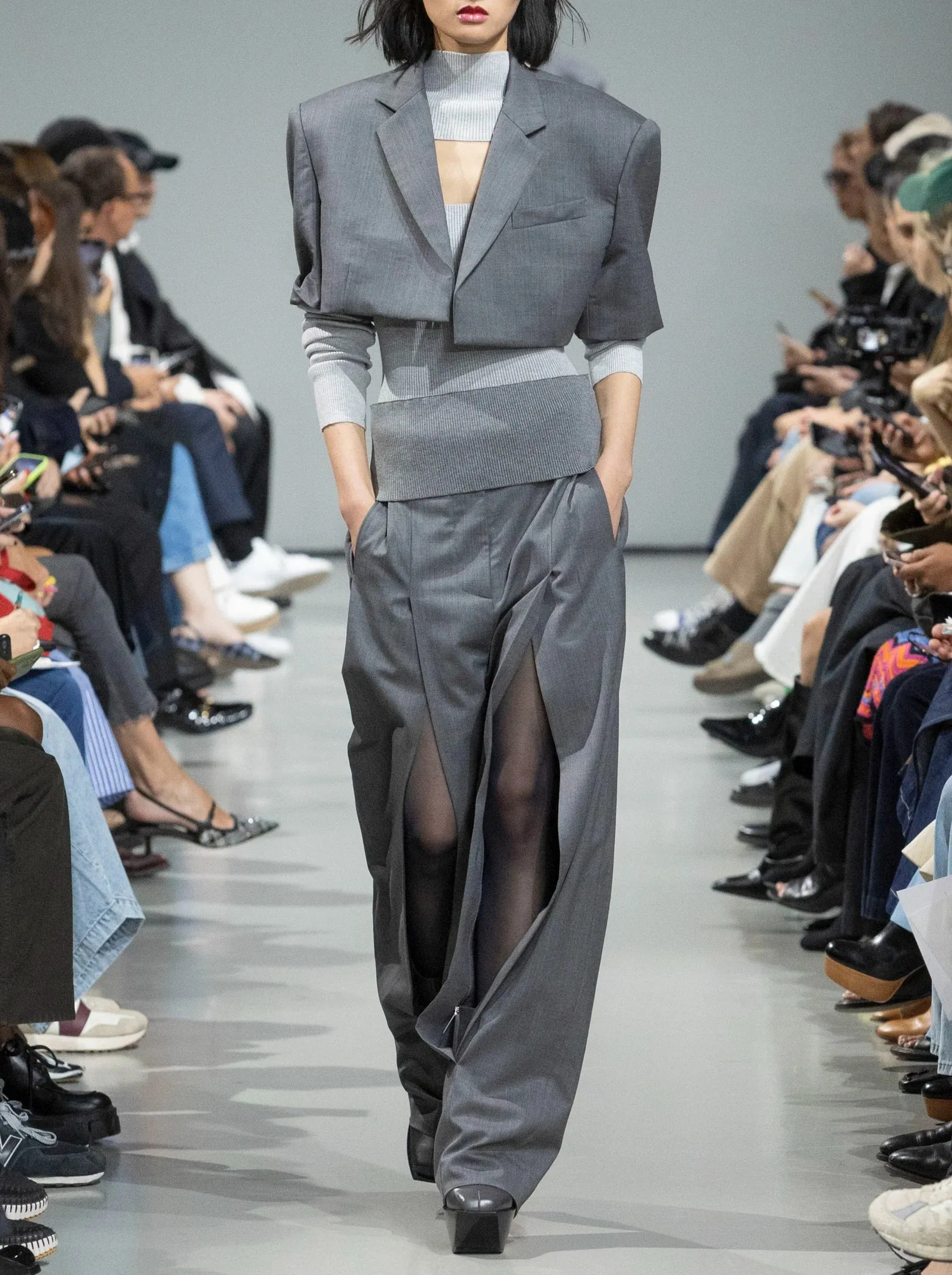FRONT SLIT PANTS