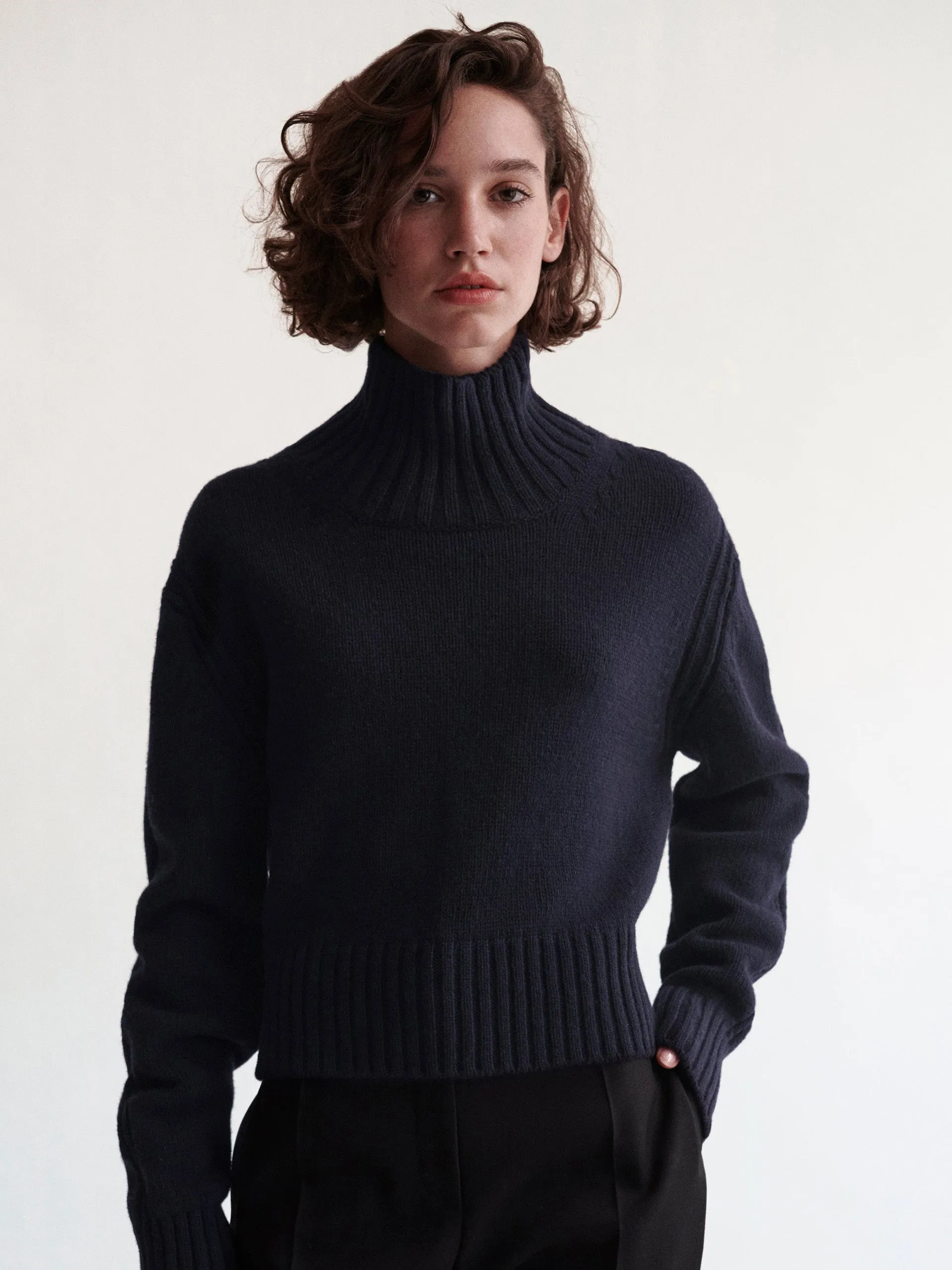 Navy Fintra Lambswool crop high neck