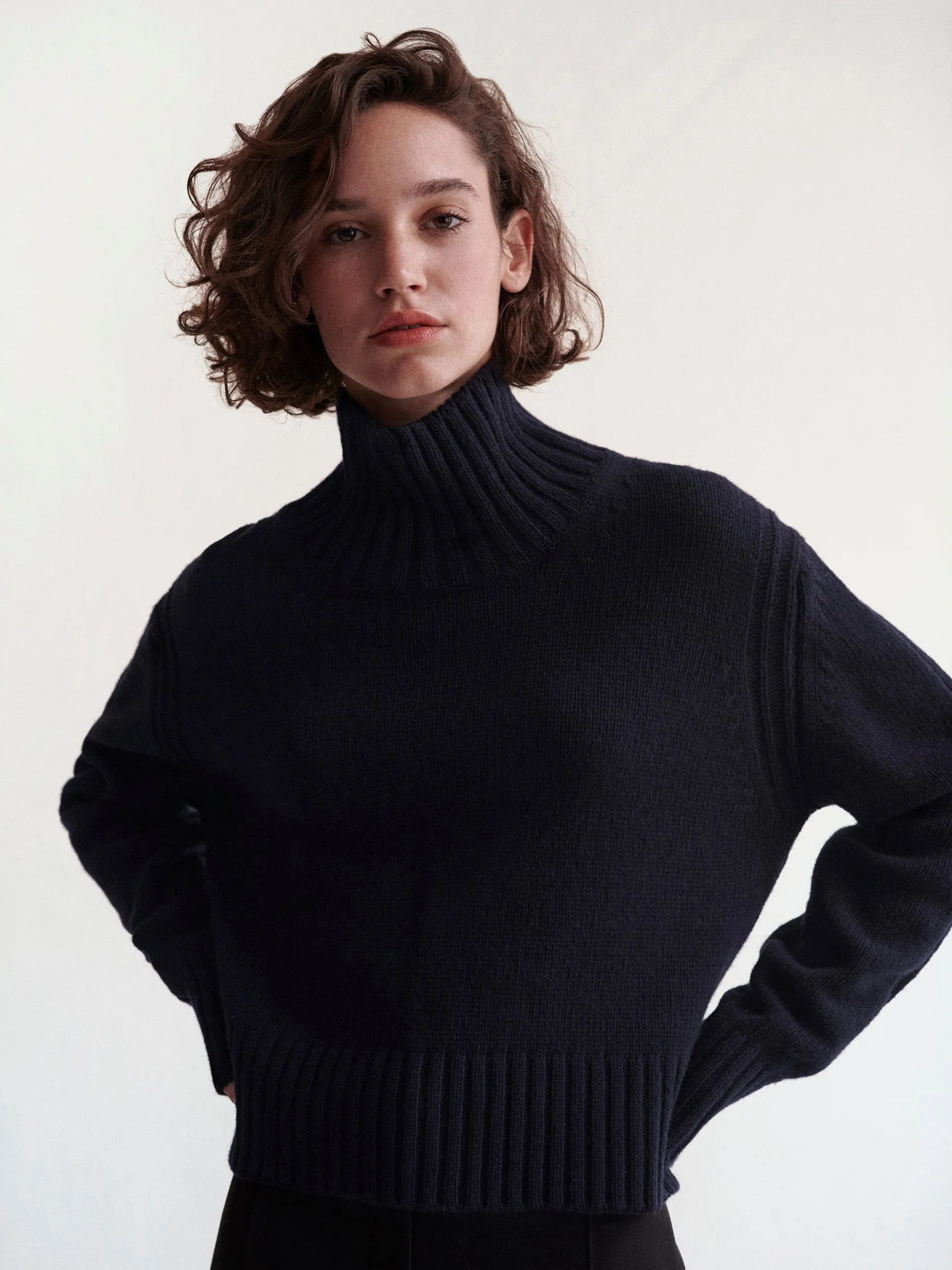 Navy Fintra Lambswool crop high neck