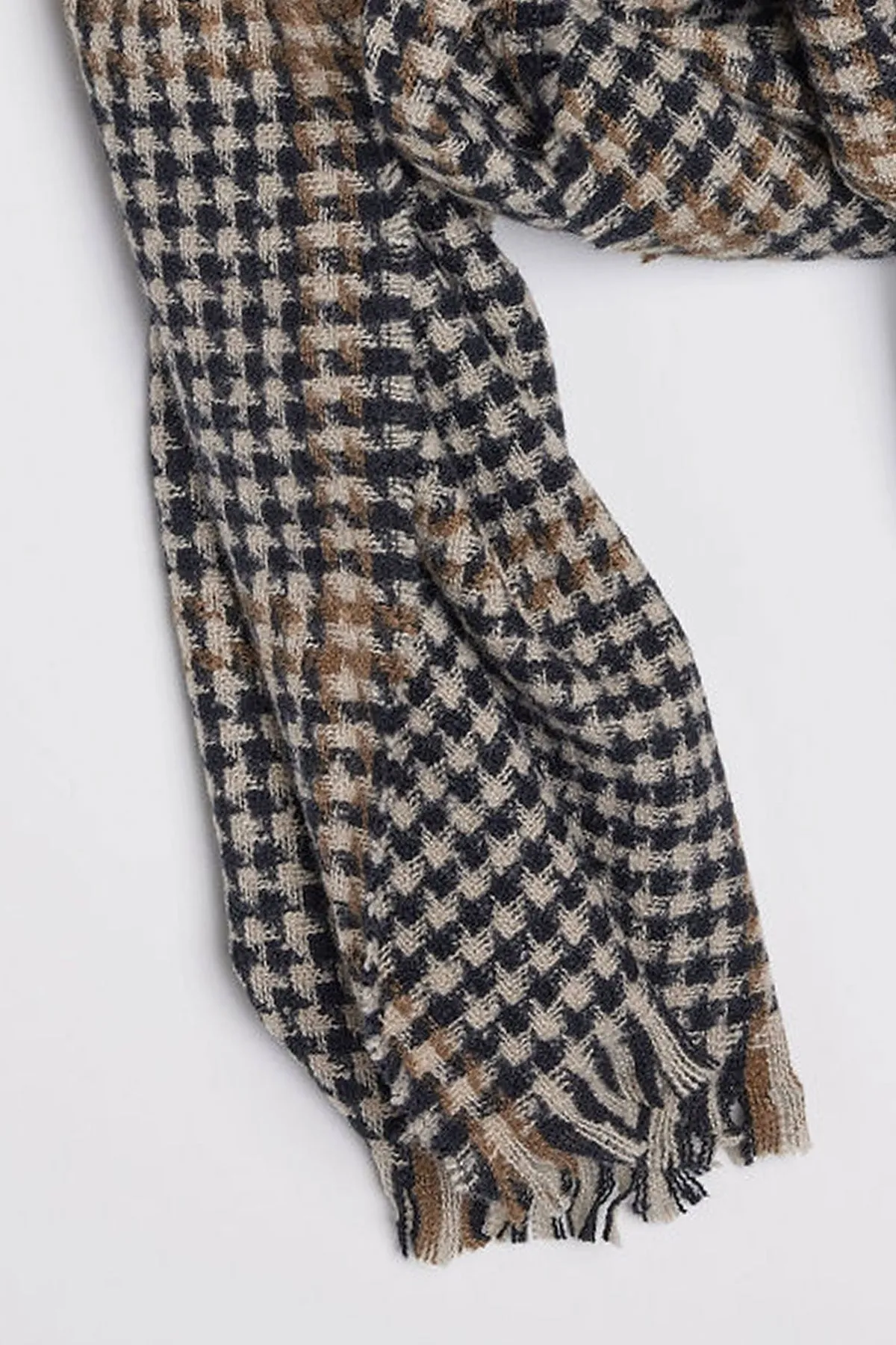 PEAK SCARF