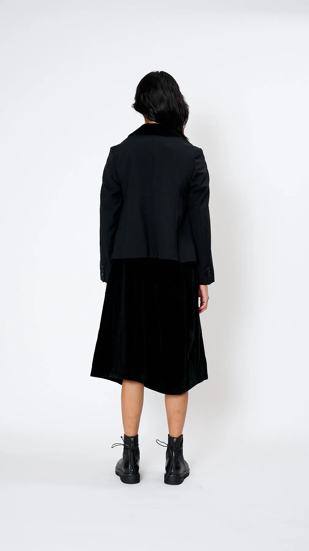 Pleated Blazer in Black
