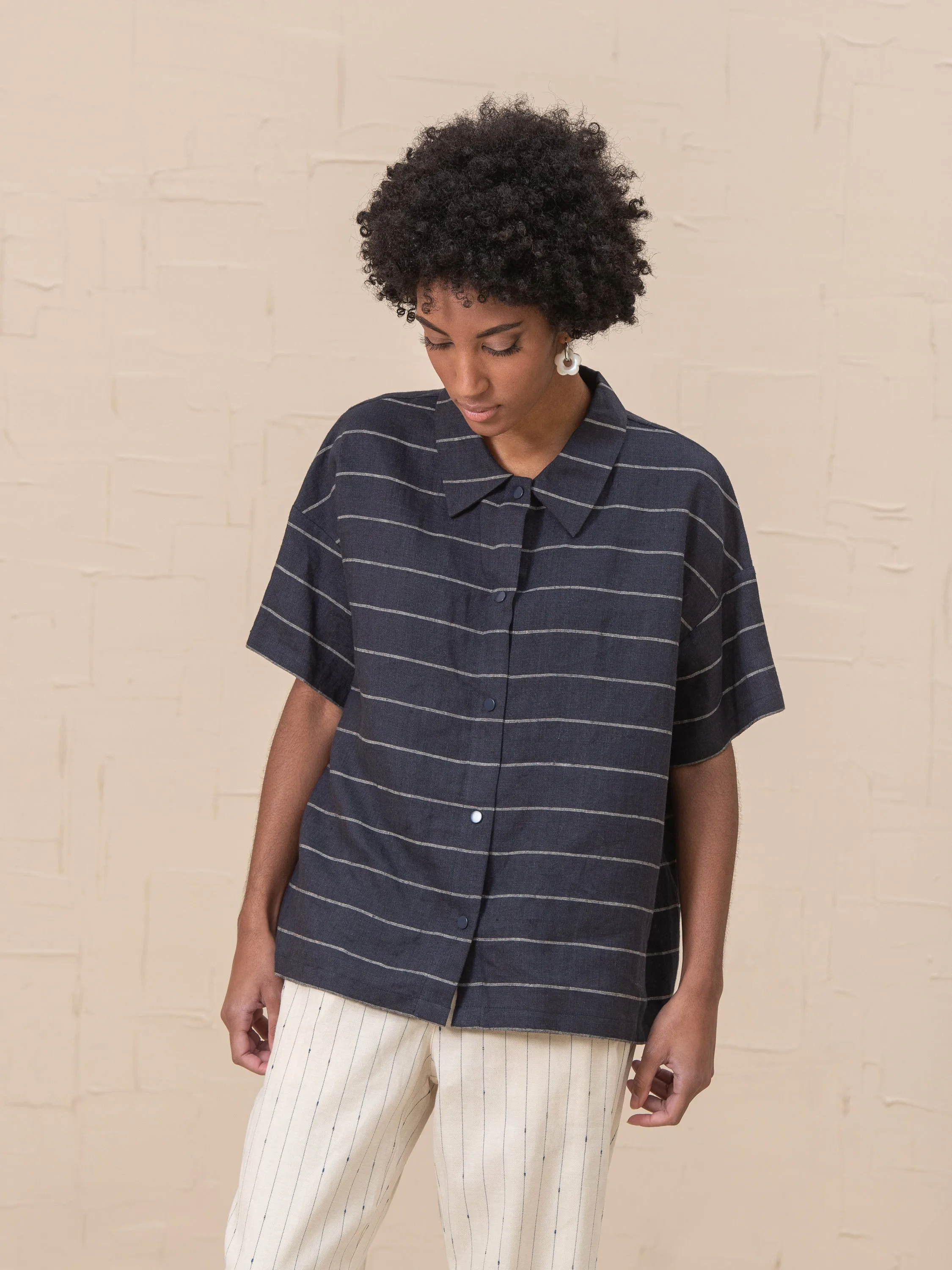 Short Sleeve Olivia Shirt in Striped Linen