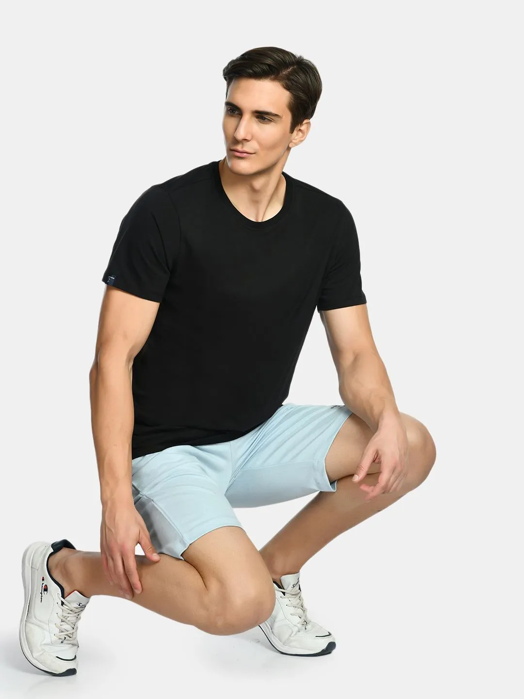 Soft Touch Regular Fit solid Knit shorts