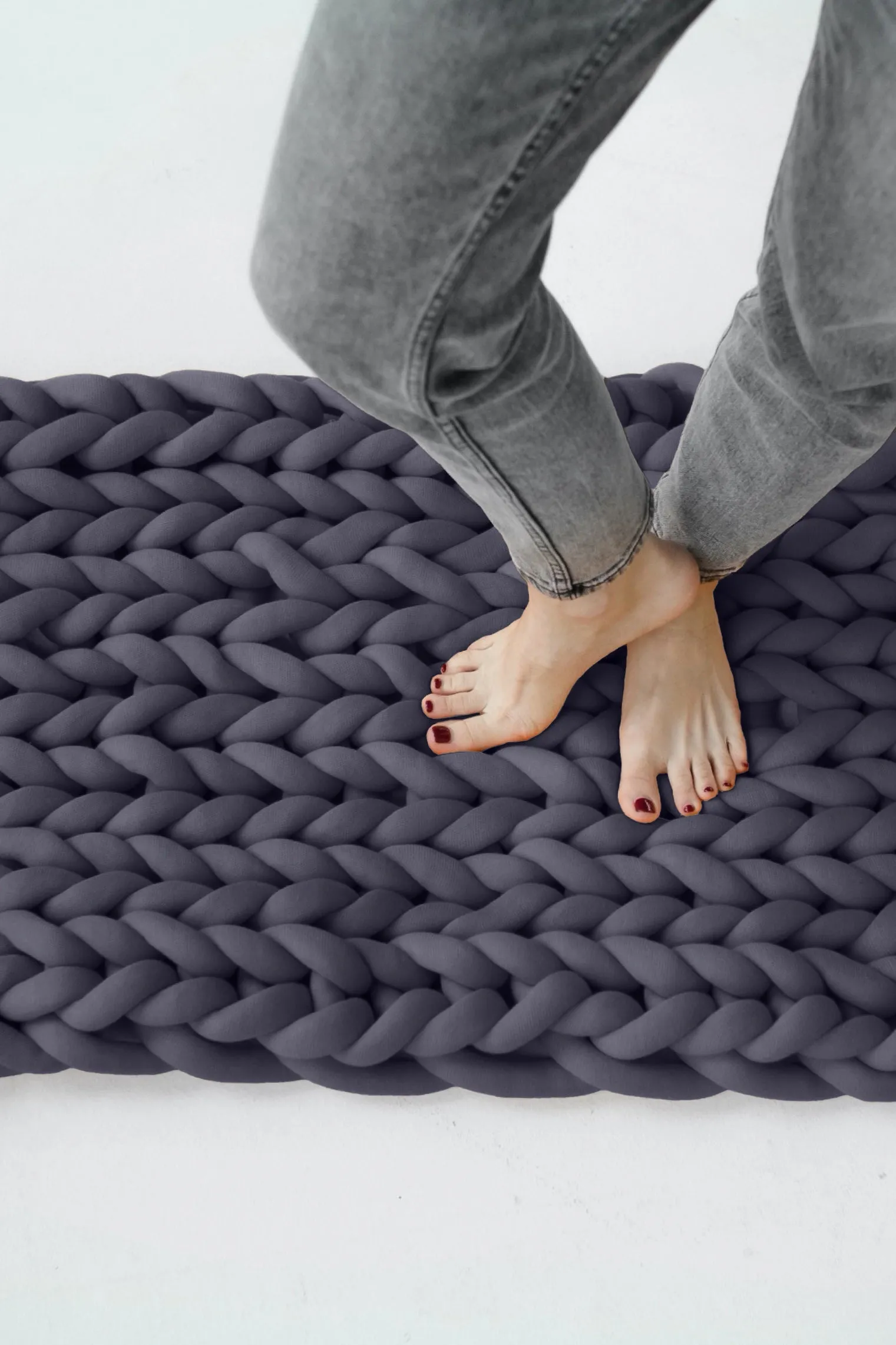 Tube yarn rug, small 20”x27” (50x70 cm)