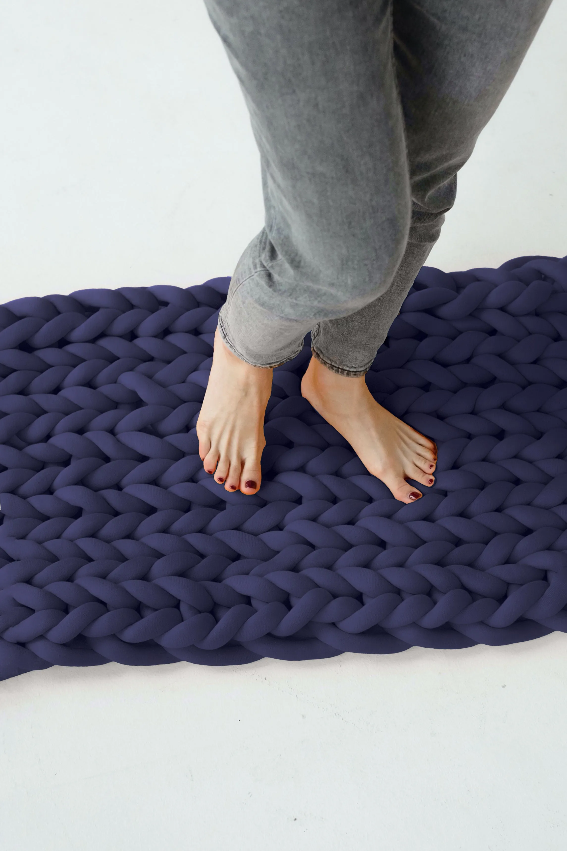 Tube yarn rug, small 20”x27” (50x70 cm)