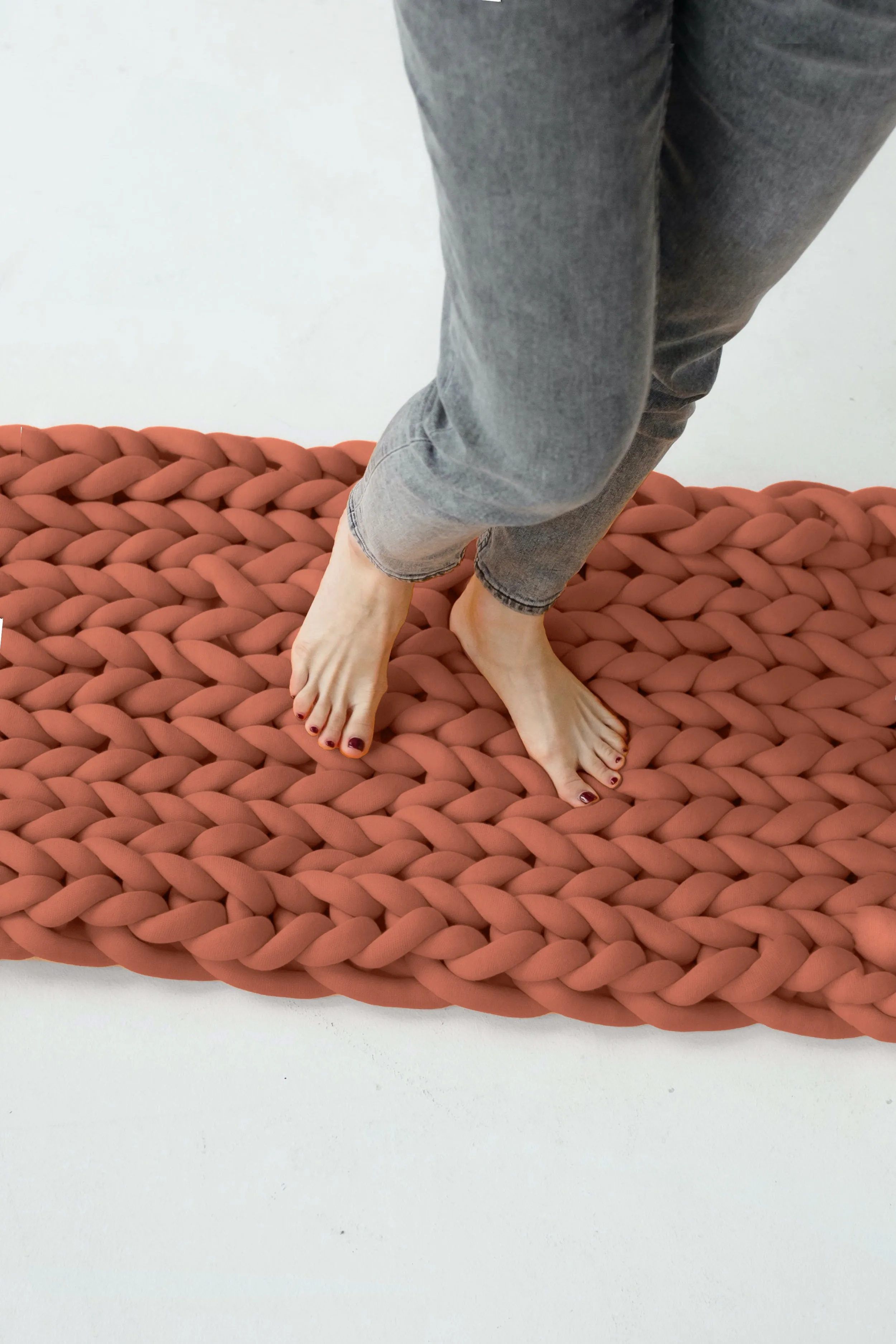 Tube yarn rug, small 20”x27” (50x70 cm)